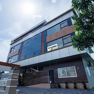 Treebo Amigos Residency Cochin Airport 3* Kochi